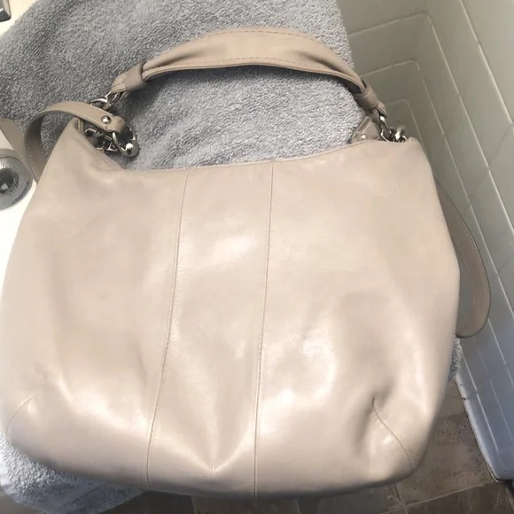 Coach Kristen Hobo Bag - Picture 2 of 12